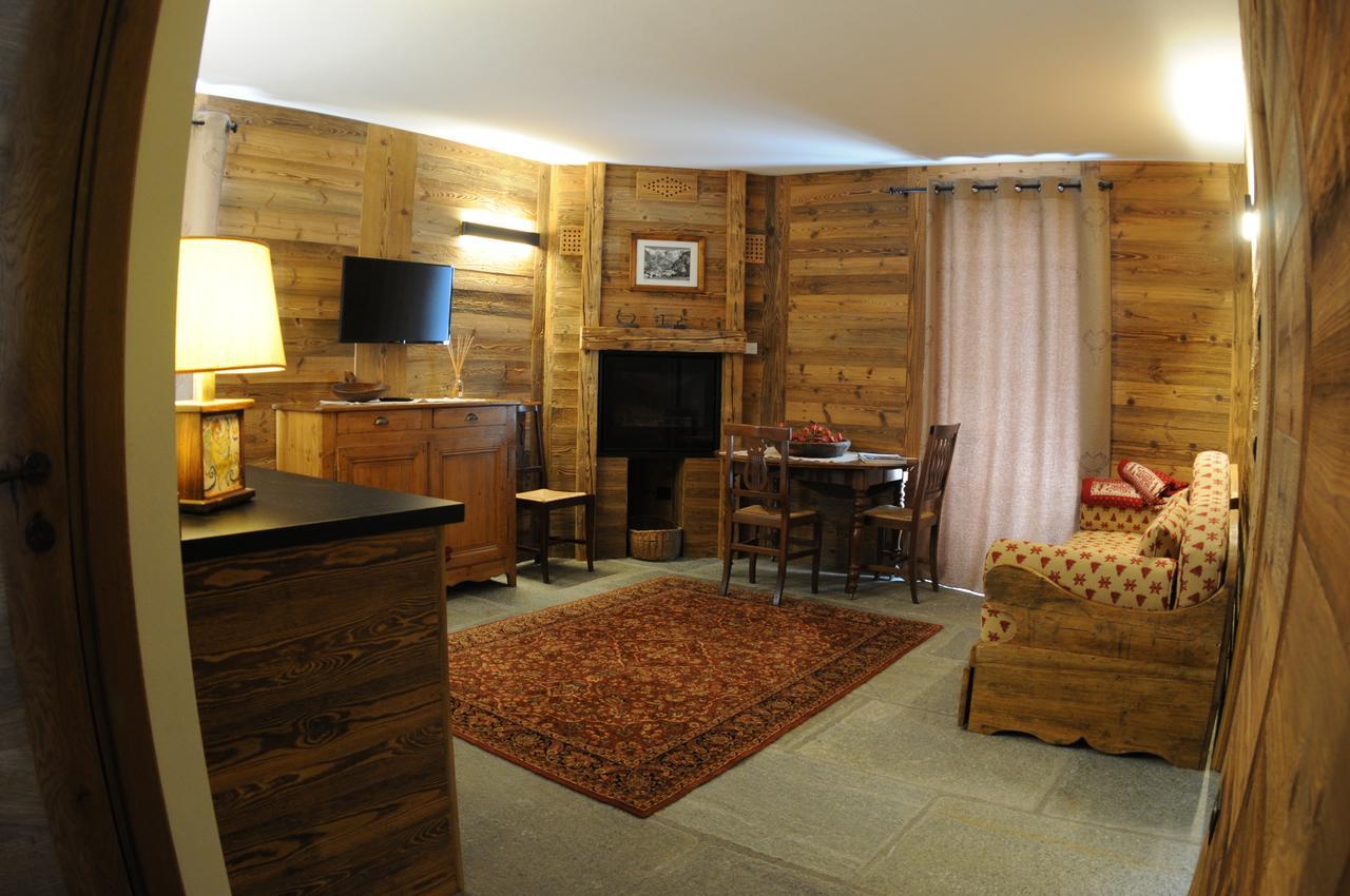 L'Abri Des Amis Hotell Courmayeur Eksteriør bilde